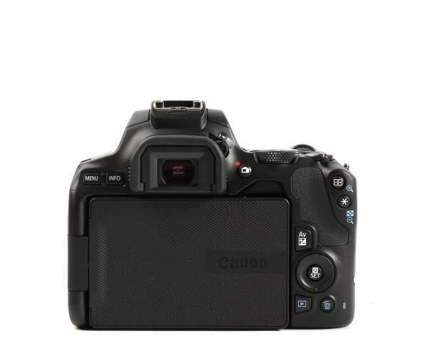 Canon EOS 250D DSLR Camera + 18-55mm f/3.5-5.6 III Lens-03