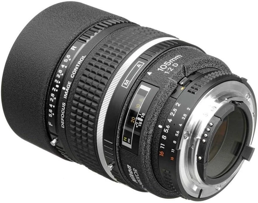 Nikon AF 105mm f2 D DC Lens-03