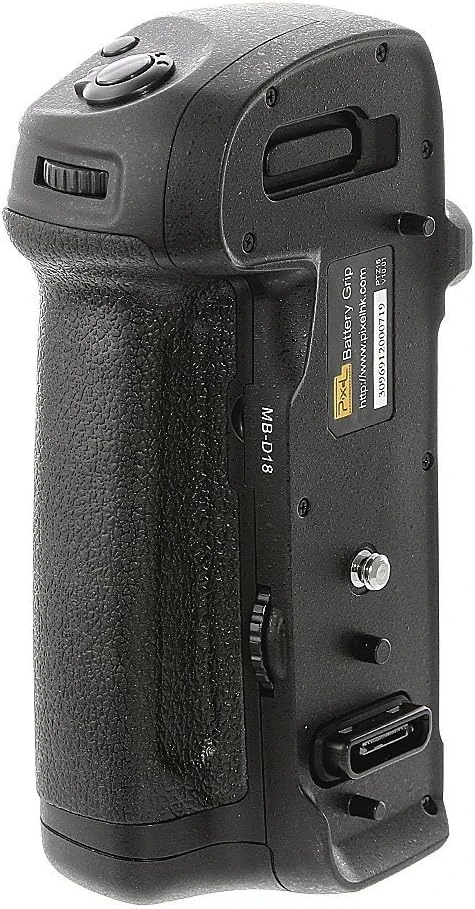 Nikon MB-D18 Battery Grip for Nikon D850-04