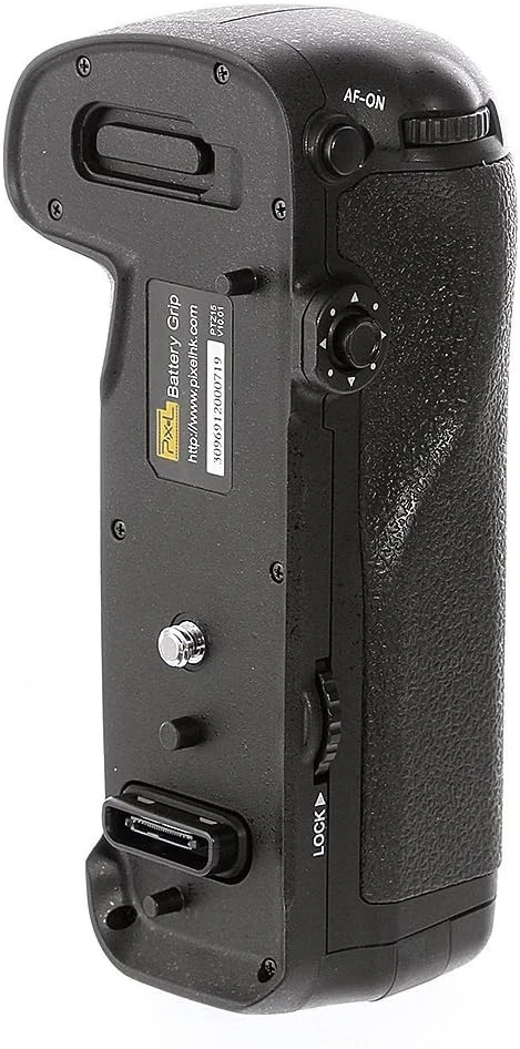 Nikon MB-D18 Battery Grip for Nikon D850-06