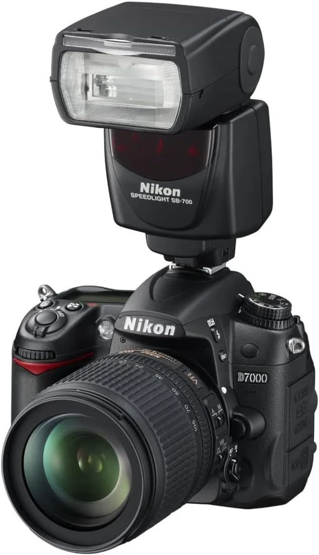 Nikon SB-700 Speedlight-05